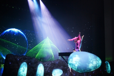 堅基地產丨夢幻桃劇秀 幸?？图胰?——“《桃花水母》大型夢幻舞臺秀”專場拓客活動圓滿